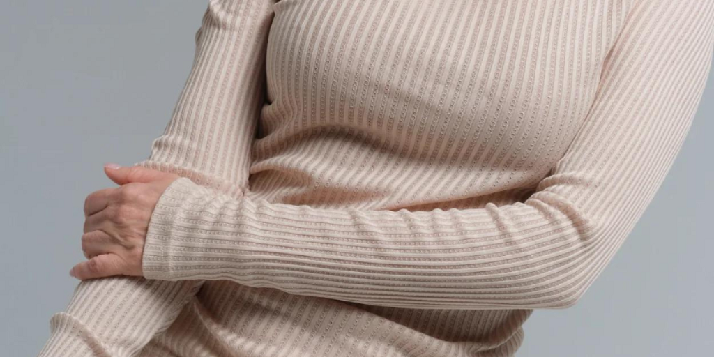 Bluser & toppe i de bedste materialer