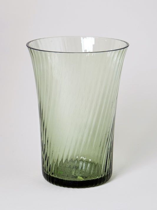 Stilleben Concave Vase, 20 cm - Fan Moss Green
