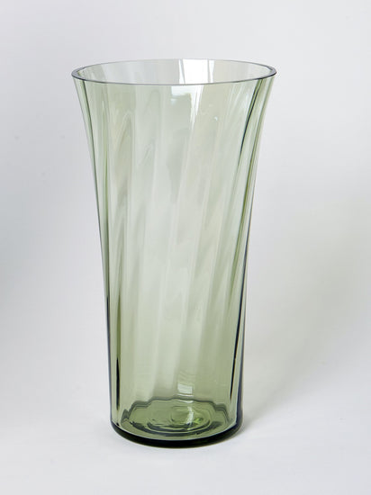 Stilleben Concave Vase, 20 cm - Swirl Moss Green