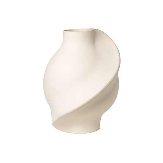 Louise Roe, Pirout vase 02, Raw White